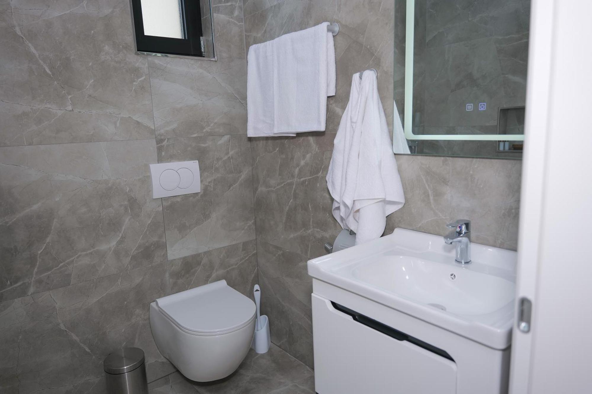 Afa Hotel Durres Luaran gambar