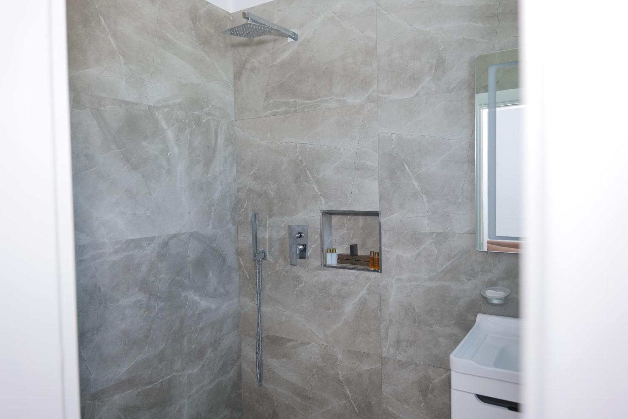 Afa Hotel Durres Luaran gambar