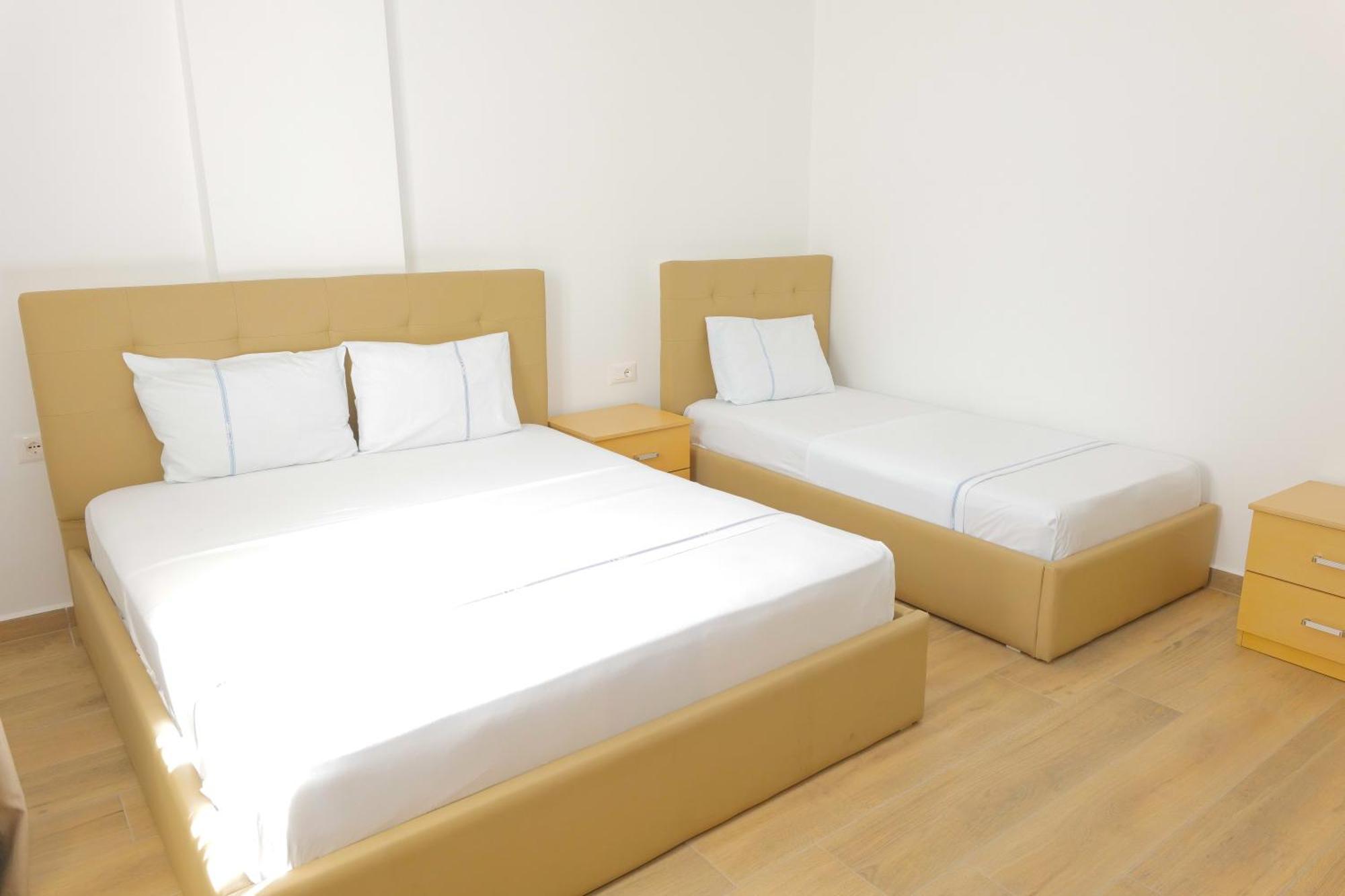 Afa Hotel Durres Luaran gambar